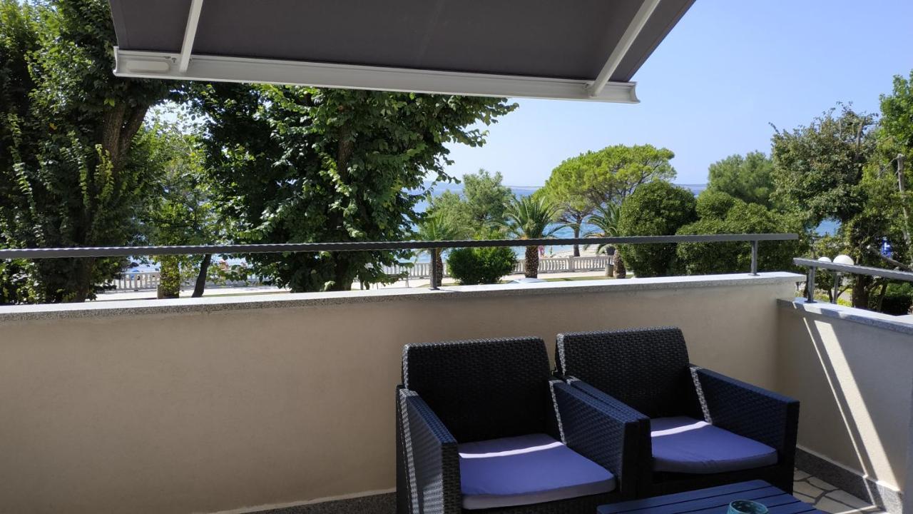 Apartman Katnic By The Beach 茨里克韦尼察 外观 照片