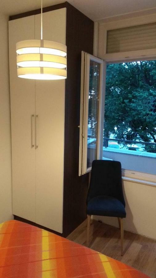 Apartman Katnic By The Beach 茨里克韦尼察 外观 照片